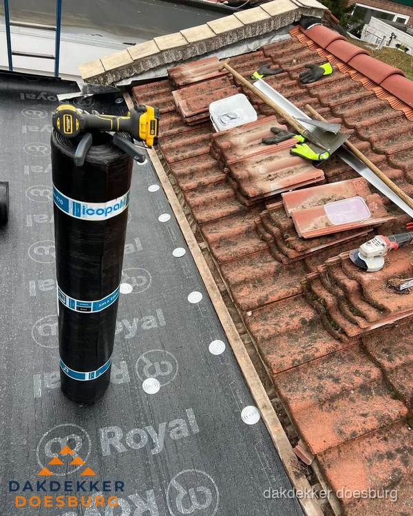 Dakschade herstel: pannendak renovatie in Doesburg Dakschade herstel: pannendak renovatie in Doesburg