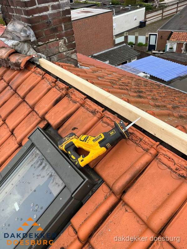 Kosten dak vervangen: werkzaamheden aan pannendak in Doesburg Kosten dak vervangen: werkzaamheden aan pannendak in Doesburg