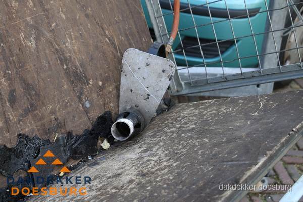 Dakdekkers gasbrander voor bitumen werkzaamheden in Doesburg Dakdekkers gasbrander voor bitumen werkzaamheden in Doesburg