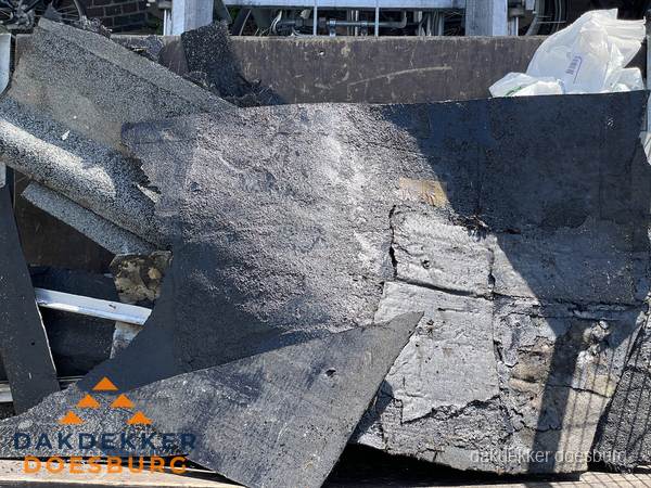 Kosten dakrenovatie: afvoer oud dakmateriaal in Doesburg Kosten dakrenovatie: afvoer oud dakmateriaal in Doesburg